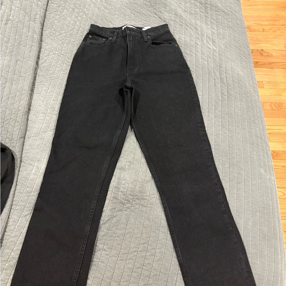 Black High-Waisted Jeans